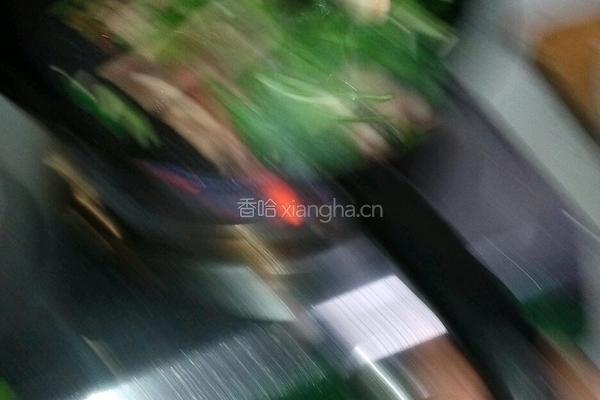 韭菜炒鱿鱼的做法图解5