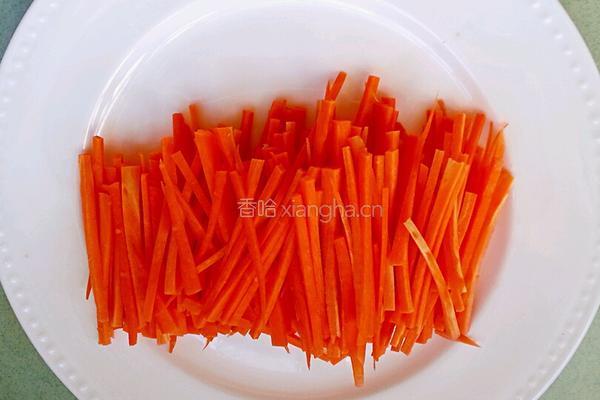 凉拌芹菜金针菇的做法图解3