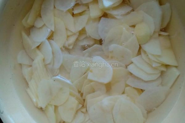 孜然土豆片的做法图解1