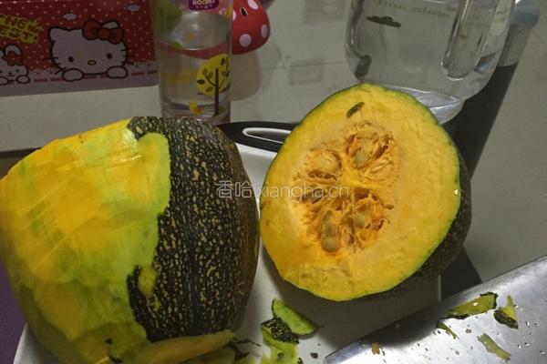 自制南瓜饼的做法图解1