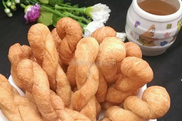 葱香糖霜麻花的做法图解10