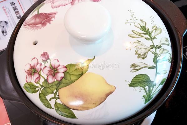 砂锅生菜肉丸煲的做法图解9