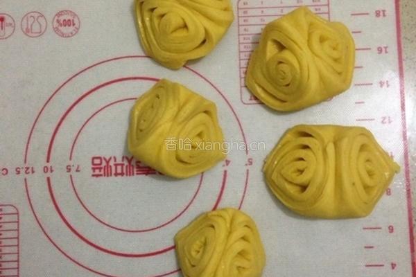 南瓜花卷的做法图解9