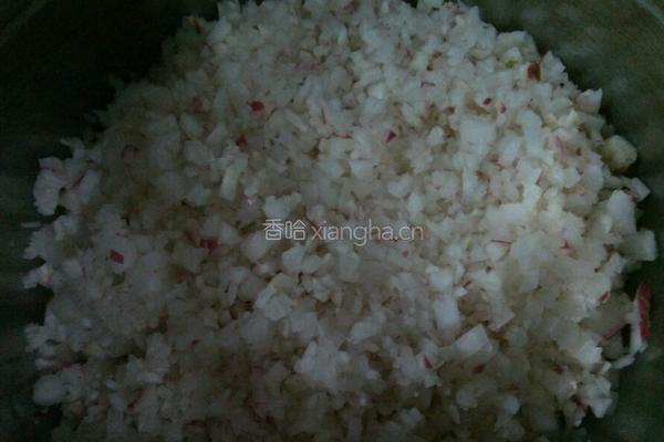 羊肉萝卜饺子的做法图解3