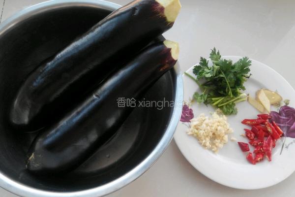鱼香茄条的做法图解1