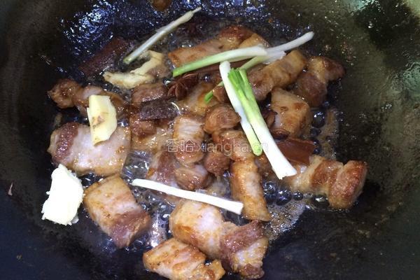 红烧肉炖胡萝卜的做法图解6