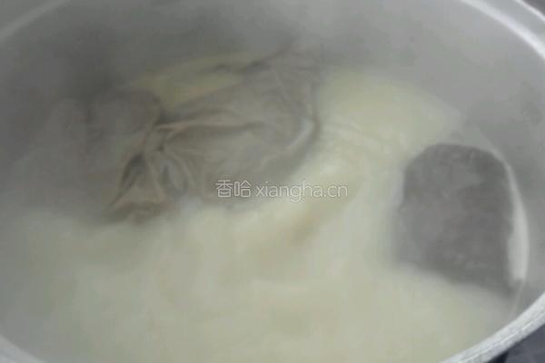 卤猪脚的做法图解3