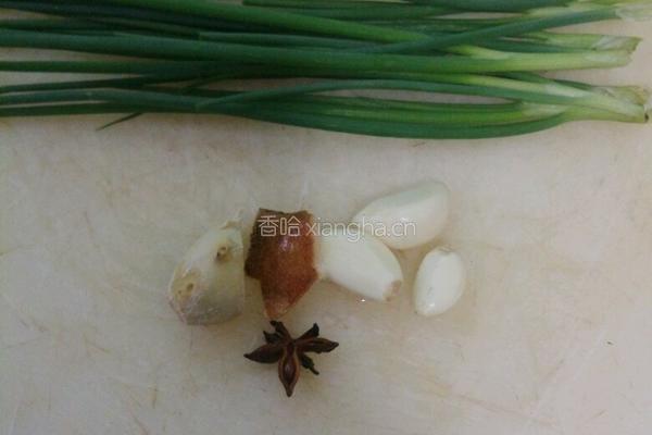 煎焗粉肠的做法图解1