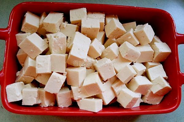 培根蒸豆腐的做法图解2