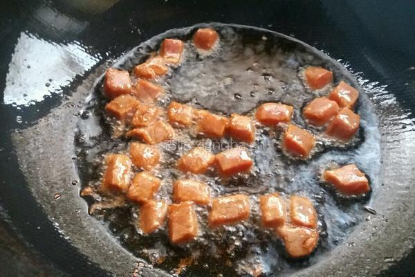 窝笋炒肉丁的做法图解3
