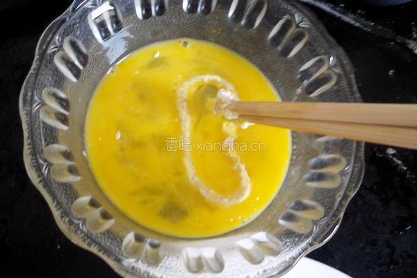 香酥鱿鱼圈的做法图解5