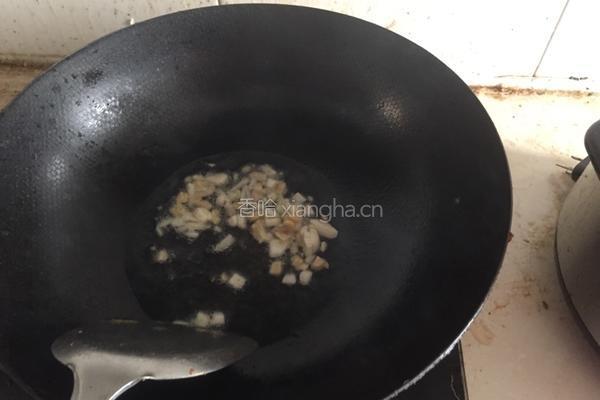 黑木耳炒山药的做法图解4