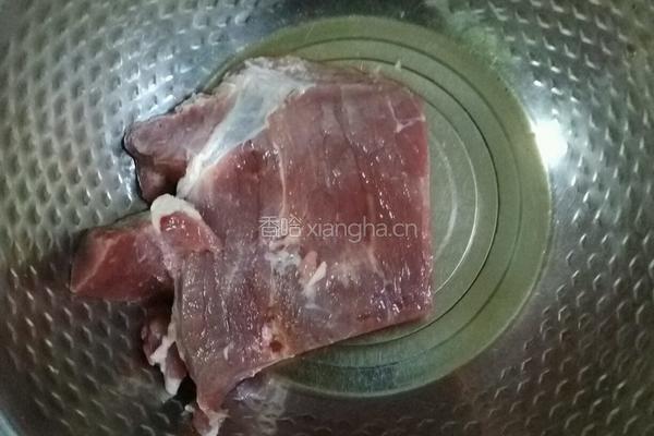 锅包肉的做法图解1