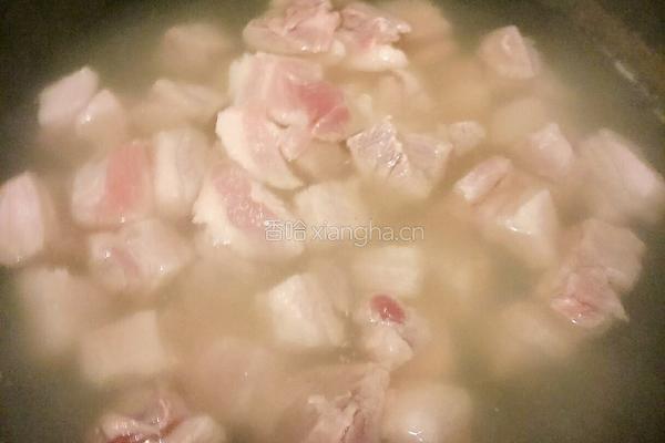 草菇红烧肉的做法图解5