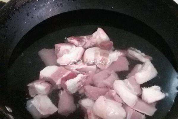 红烧肉炖豆泡的做法图解4