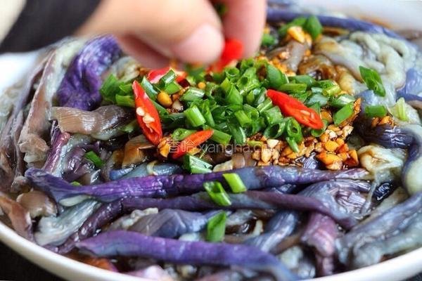 蒜蓉拌茄子的做法图解5
