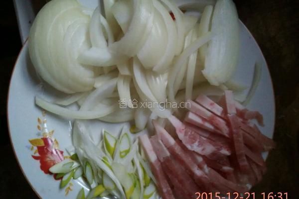 肉丝炒杏鲍菇的做法图解3