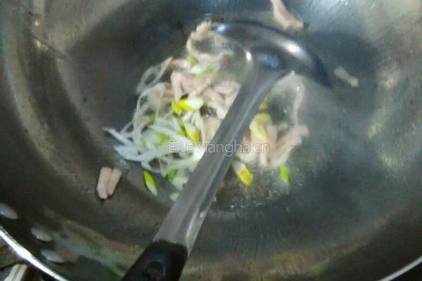 肉丝炒杏鲍菇的做法图解5