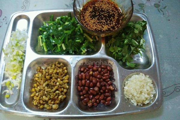 酸汤辣子面的做法图解3