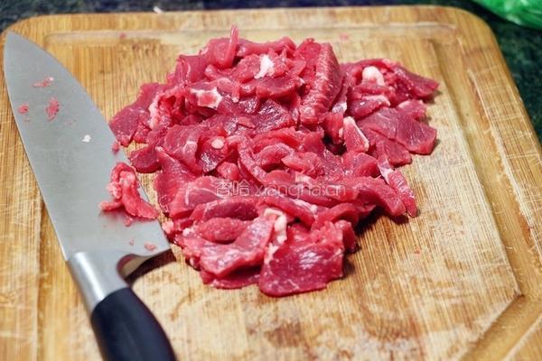 小炒牛肉的做法图解1