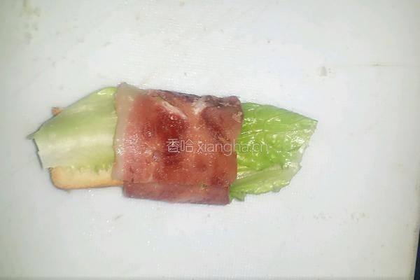 培根生菜烤面包的做法图解3