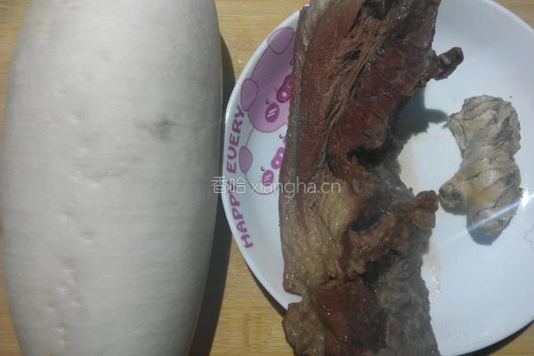 牛肉焖萝卜的做法图解1