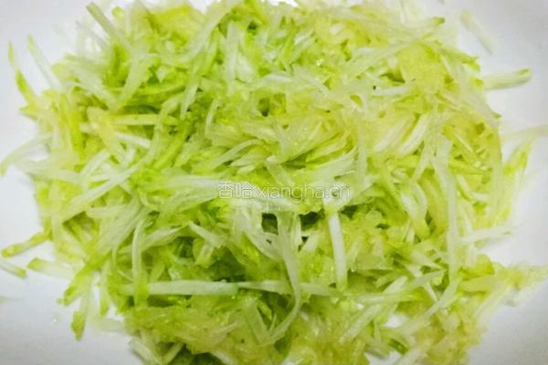 蛋煎西葫芦饺的做法图解2