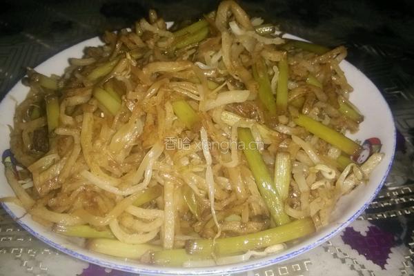 蒜苗豆牙肉炒饼的做法图解7