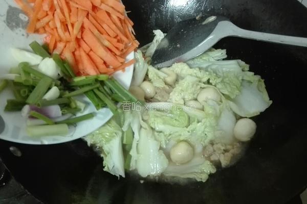 龙口粉丝炒肉丸子的做法图解9