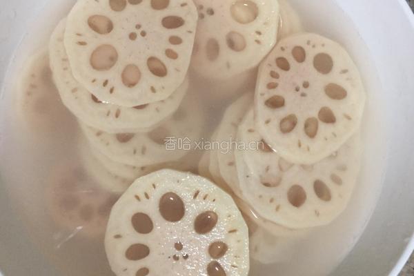 豆豉炒藕片的做法图解3