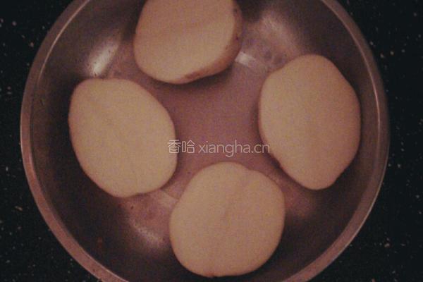 奶酪土豆盅的做法图解1