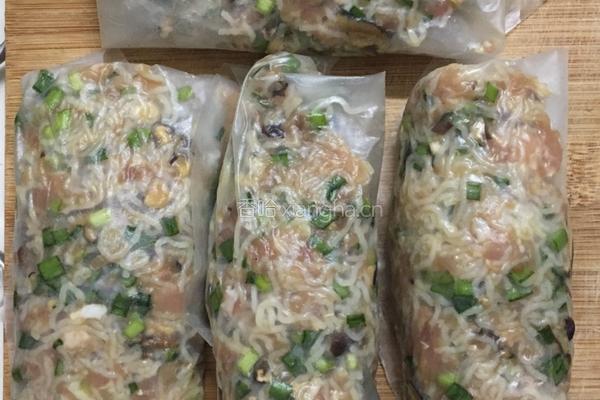 粉丝香菇肉卷的做法图解3