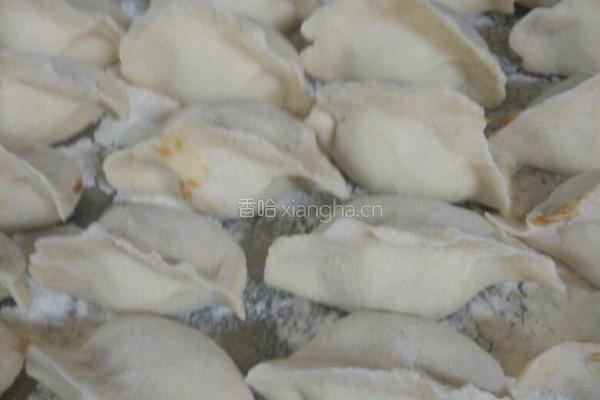 香芹牛肉饺子的做法图解9
