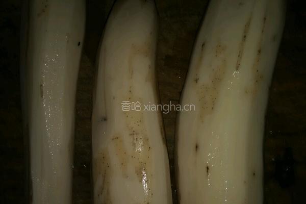 肉片香菇炖莲藕的做法图解1