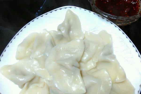 芹菜木耳猪肉馅饺子的做法图解7