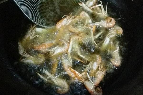 干炸河虾的做法图解5