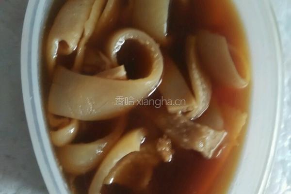 肉皮冻的做法图解3