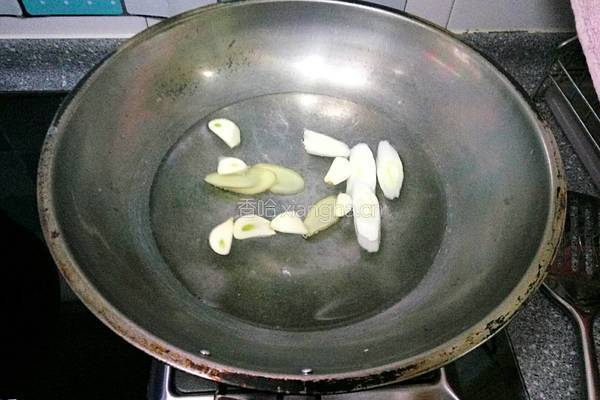 溜牛肉丸子的做法图解3