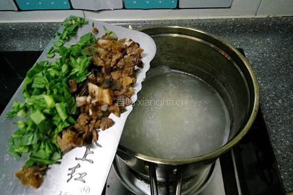 咸味菜粥的做法图解3