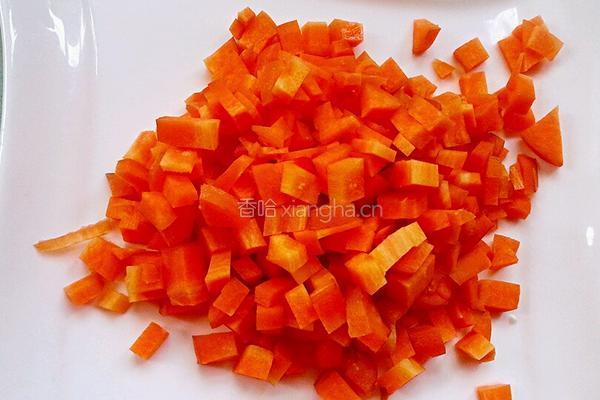 胡萝卜菠菜鸡肝粥的做法图解2