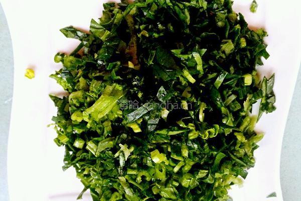 胡萝卜菠菜鸡肝粥的做法图解3