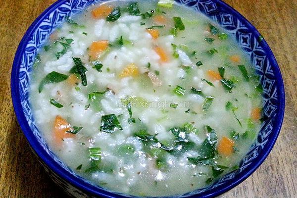 胡萝卜菠菜鸡肝粥的做法图解9