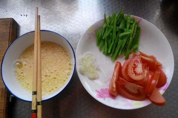 家常番茄炒蛋的做法图解2