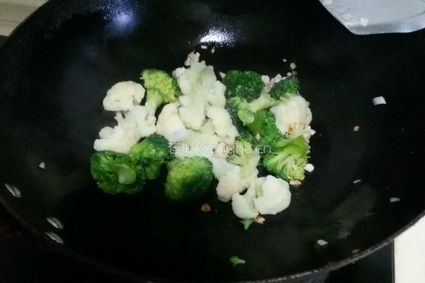 双花炒牛肉的做法图解5