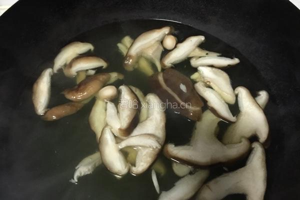 香菇烧油菜的做法图解4