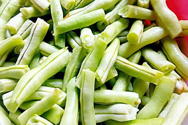 东北炖菜芸豆炖土豆的做法图解3