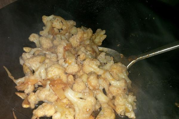 番茄沙司炒菜花的做法图解6