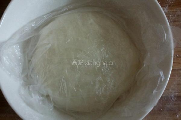 韭菜鸡蛋虾皮盒子的做法图解2