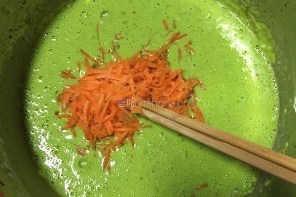 菠菜汁鸡蛋饼的做法图解5