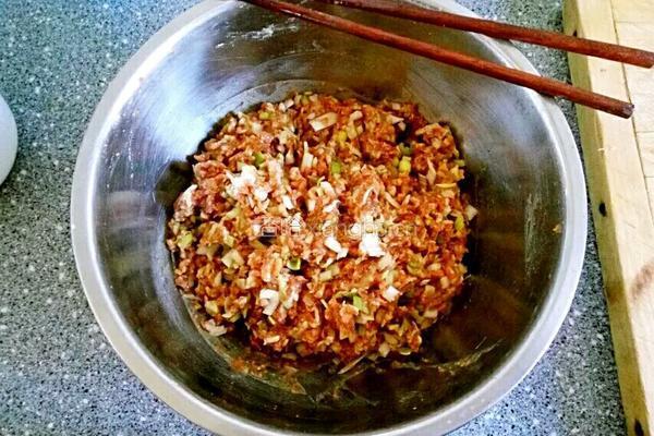 白菜饺子的做法图解4
